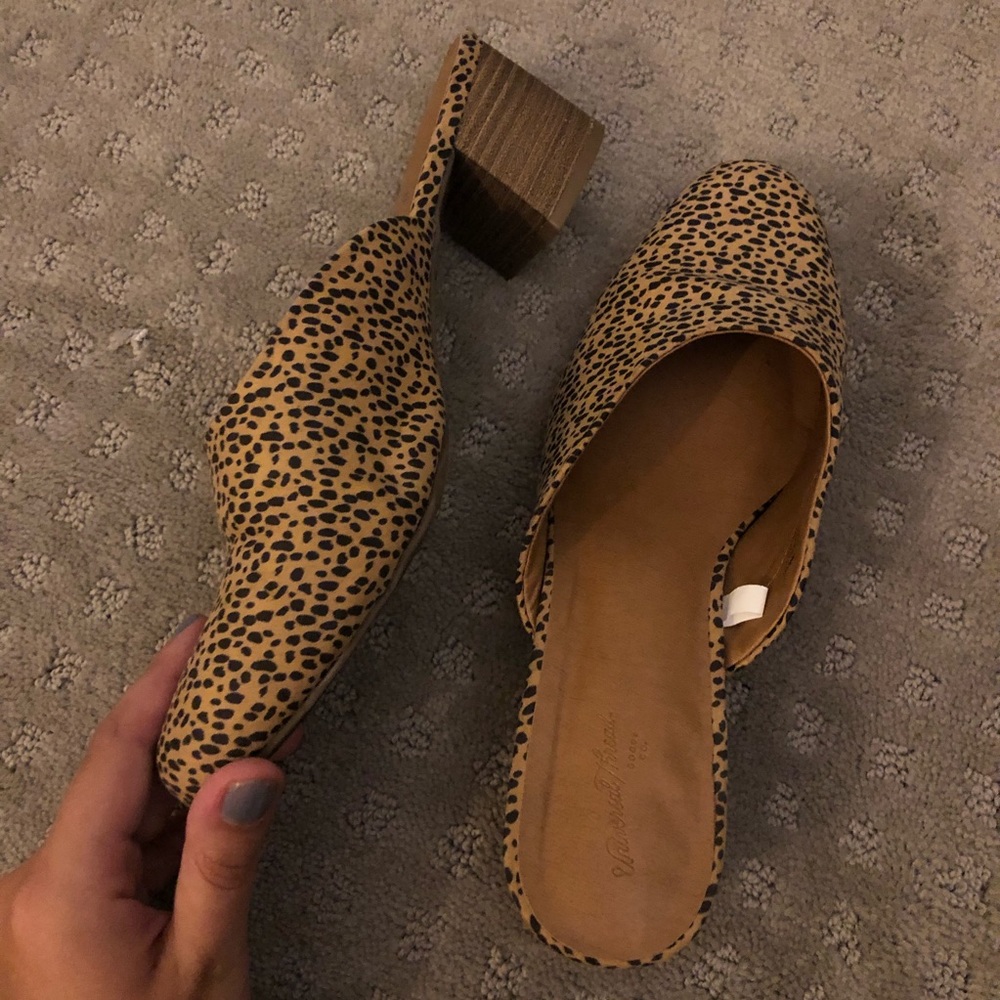 heeled mules